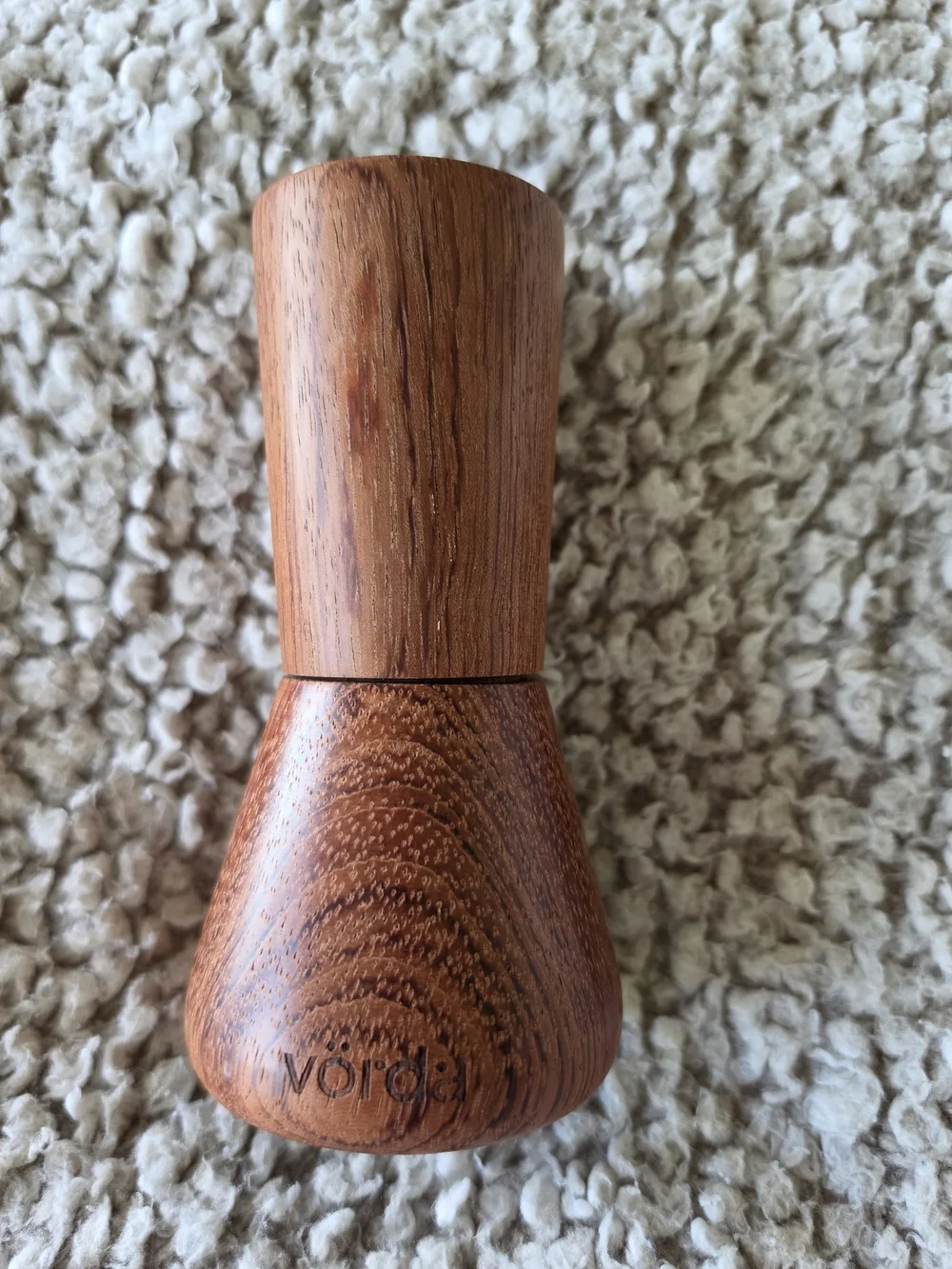 Vörda Okiagari Essential Oil diffuser- African Rosewood.